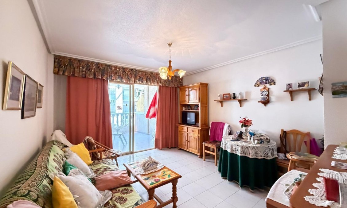 Wiederverkauf - Wohnung -
Torrevieja - Playa del Cura
