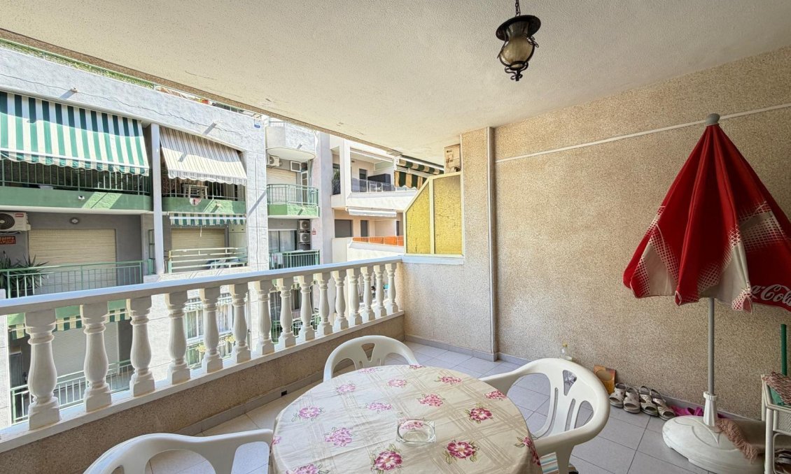 Wiederverkauf - Wohnung -
Torrevieja - Playa del Cura