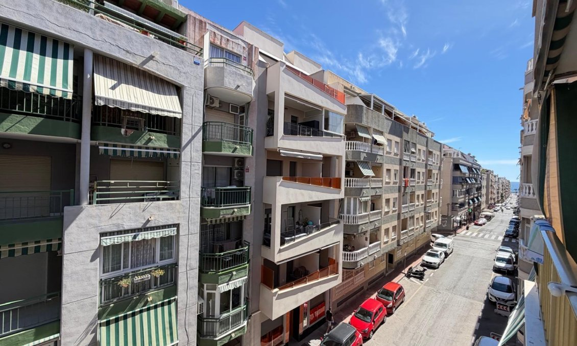 Wiederverkauf - Wohnung -
Torrevieja - Playa del Cura