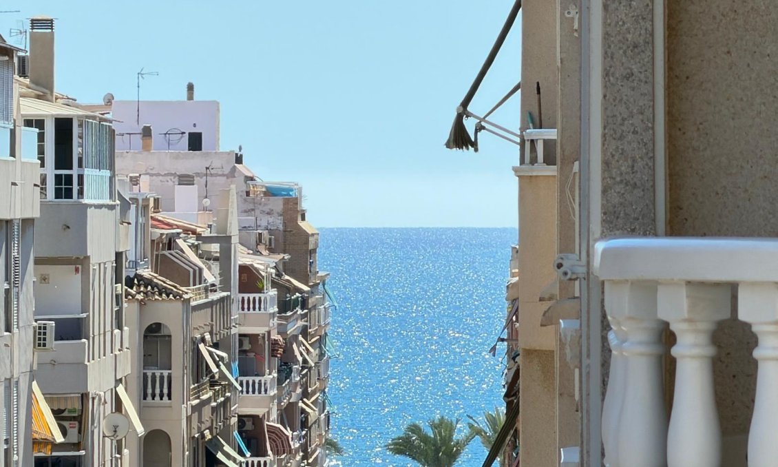 Wiederverkauf - Wohnung -
Torrevieja - Playa del Cura