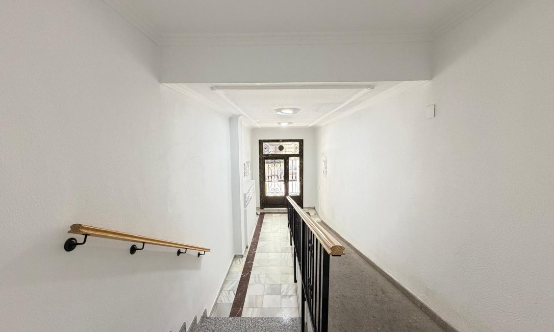 Wiederverkauf - Wohnung -
Torrevieja - Playa del Cura