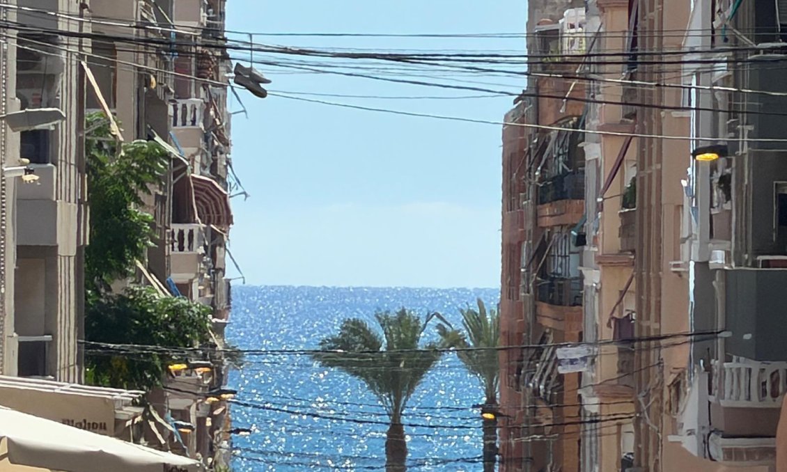 Wiederverkauf - Wohnung -
Torrevieja - Playa del Cura