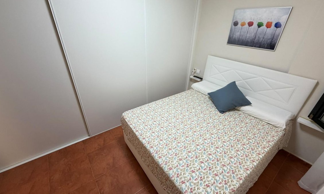 Segunda mano - Apartamento -
Torrevieja - Torreblanca
