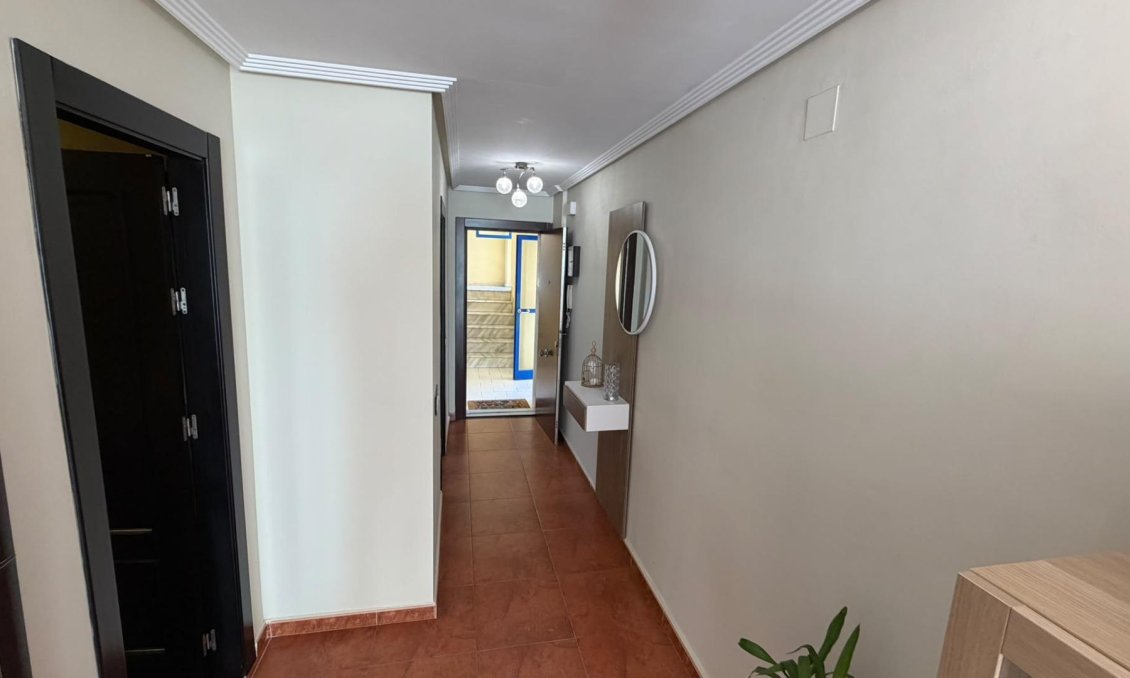 Segunda mano - Apartamento -
Torrevieja - Torreblanca