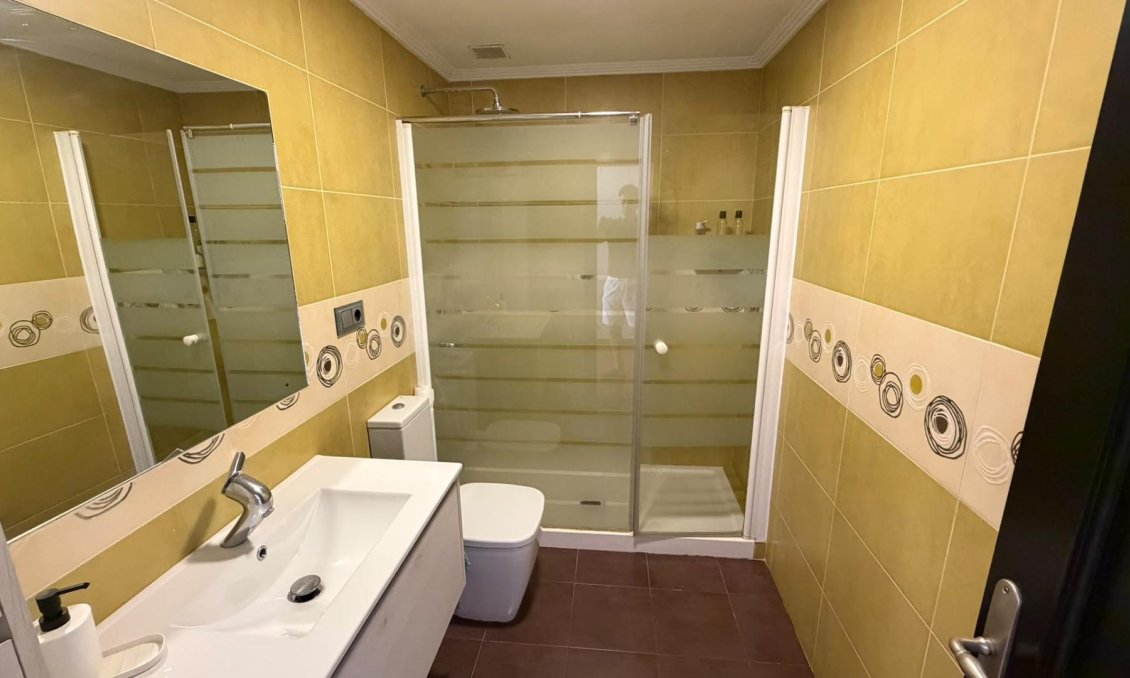 Segunda mano - Apartamento -
Torrevieja - Torreblanca