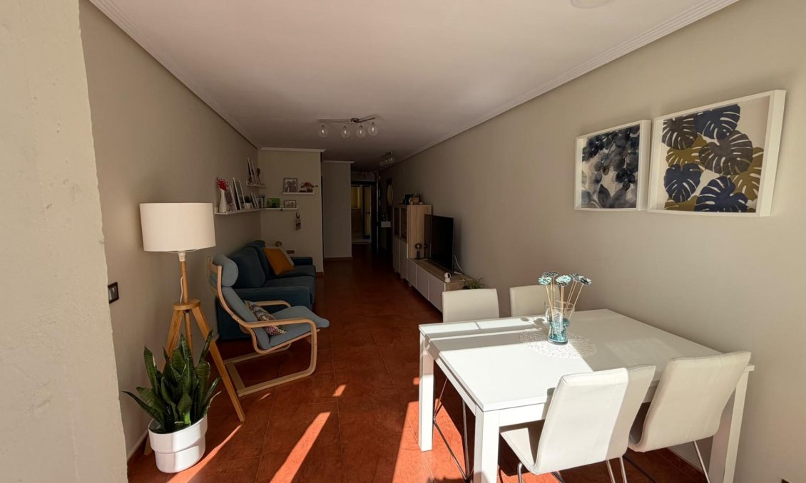 Segunda mano - Apartamento -
Torrevieja - Torreblanca