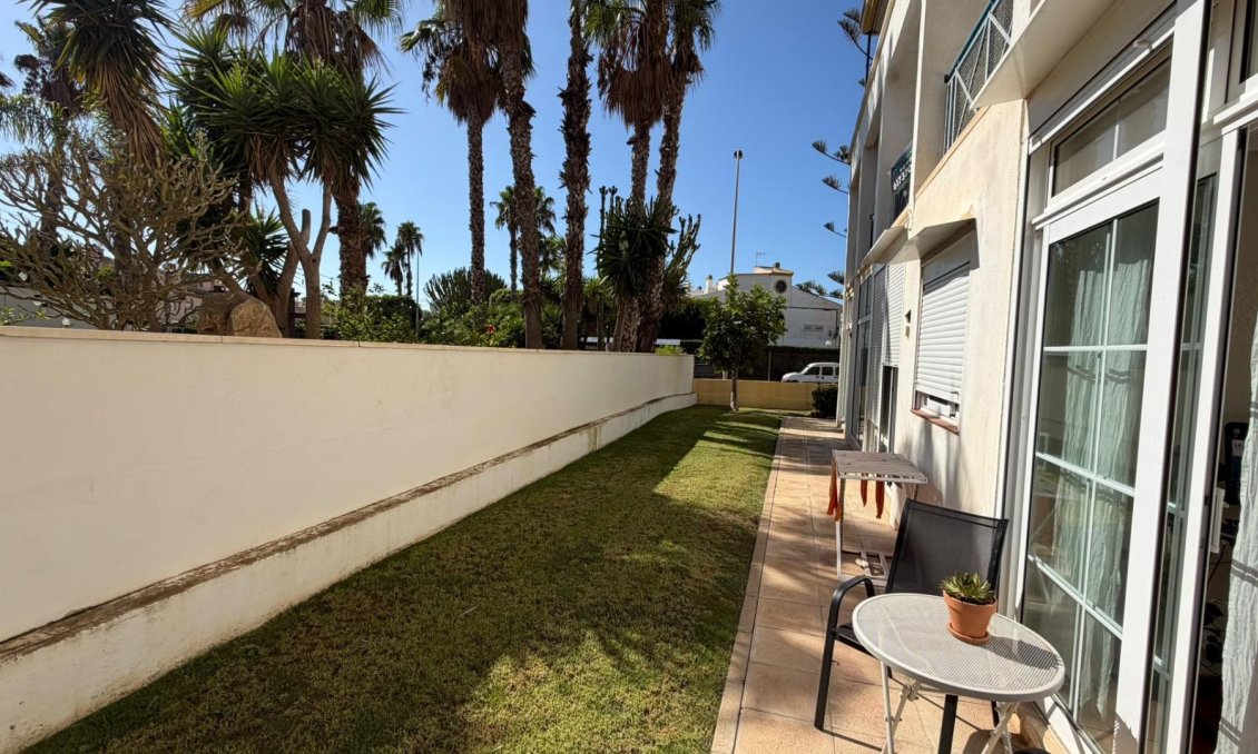 Segunda mano - Apartamento -
Torrevieja - Torreblanca