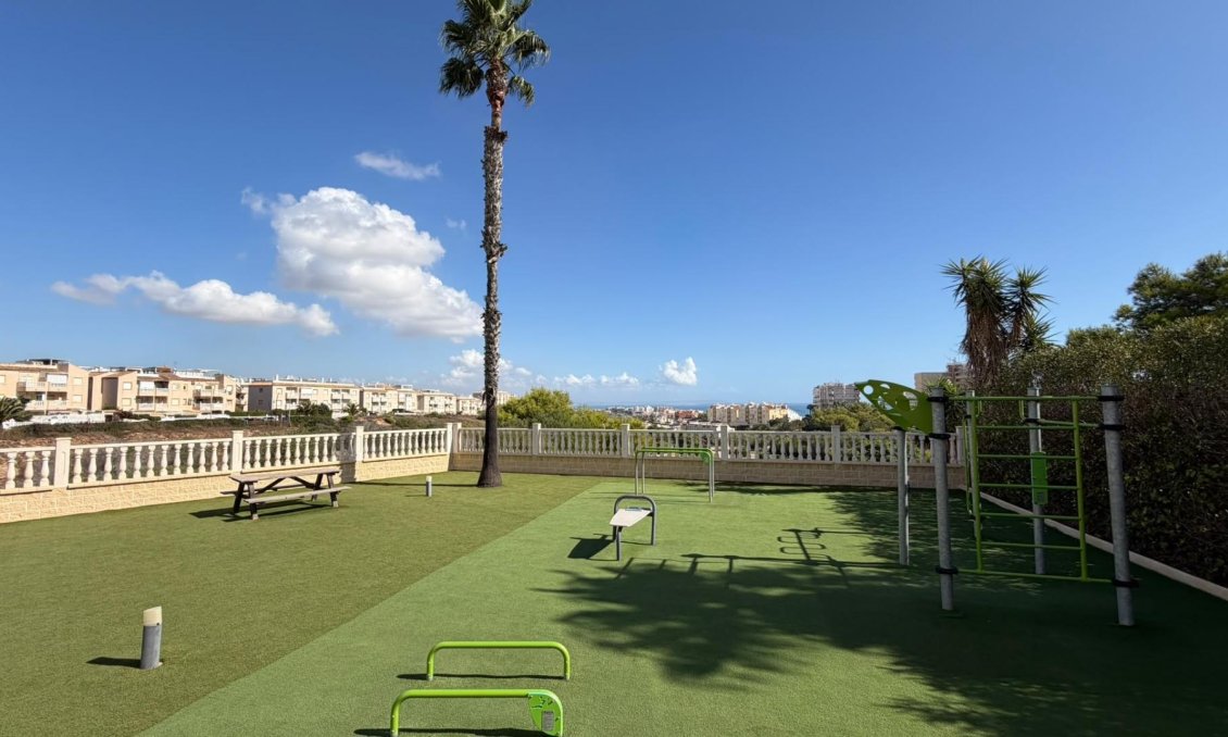 Segunda mano - Apartamento -
Torrevieja - Torreblanca