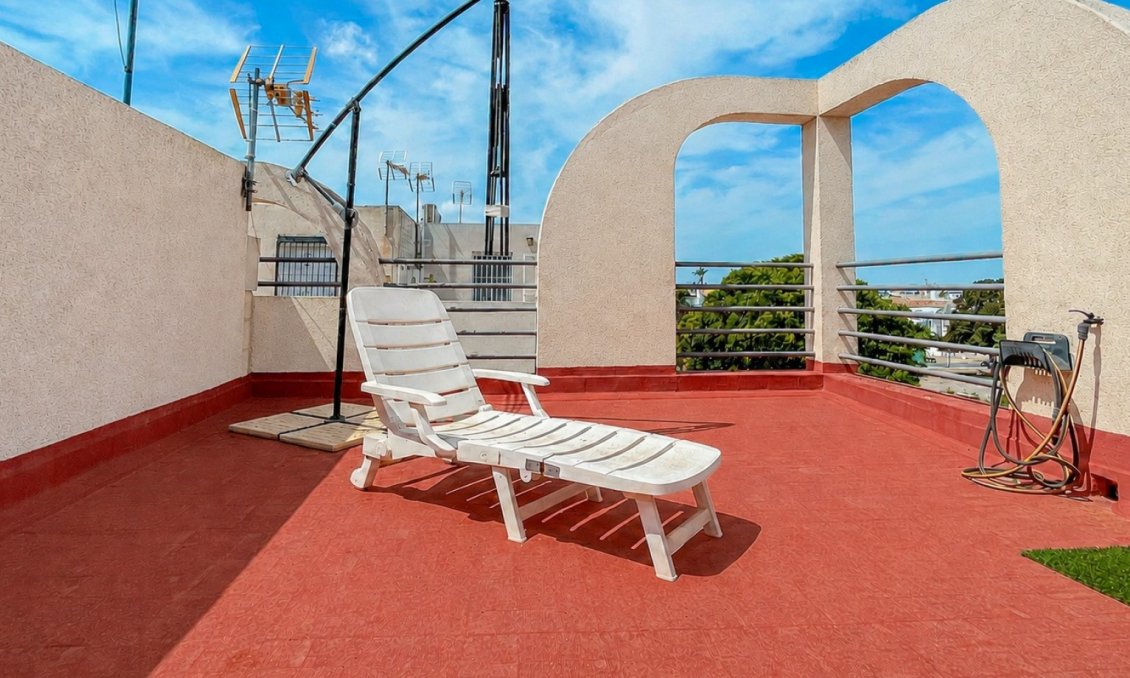 Revânzare - Casă înșiruită -
Torrevieja - Costa Blanca