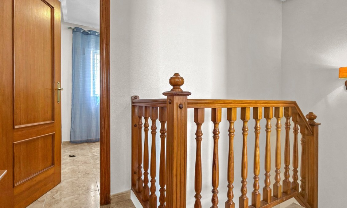 Revânzare - Casă înșiruită -
Torrevieja - Costa Blanca