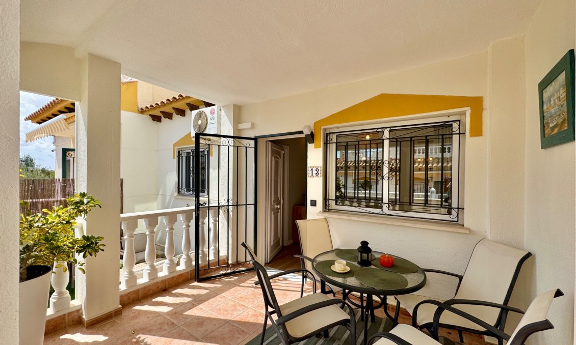 Segunda mano - Adosado -
Orihuela Costa - Costa Blanca