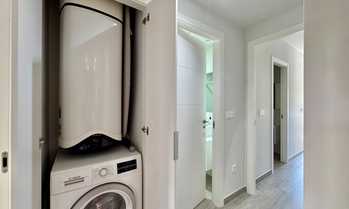 Segunda mano - Apartamento -
San Miguel de Salinas - Inland