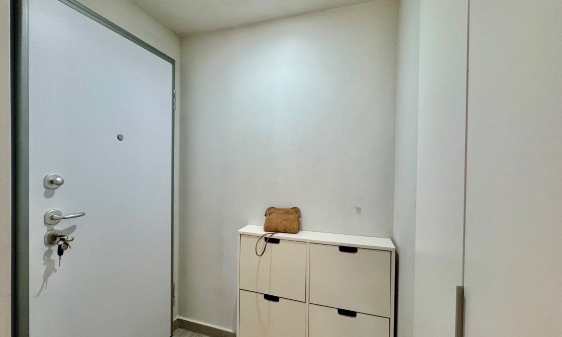 Segunda mano - Apartamento -
San Miguel de Salinas - Inland