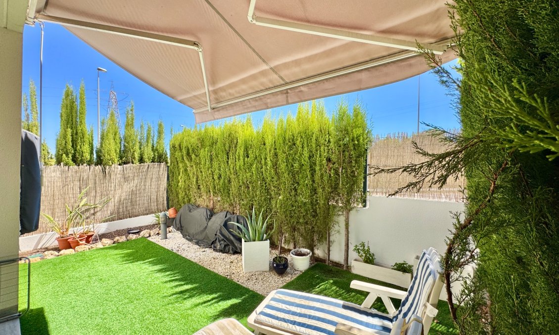 Segunda mano - Apartamento -
San Miguel de Salinas - Inland