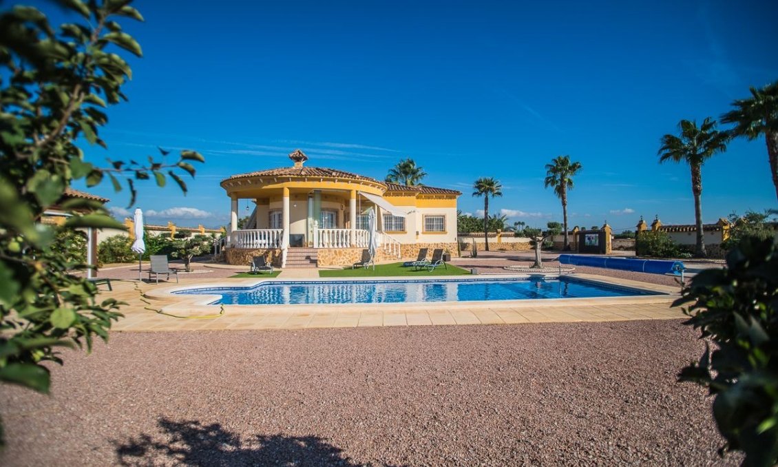 Segunda mano - Villa -
Catral - Costa Blanca