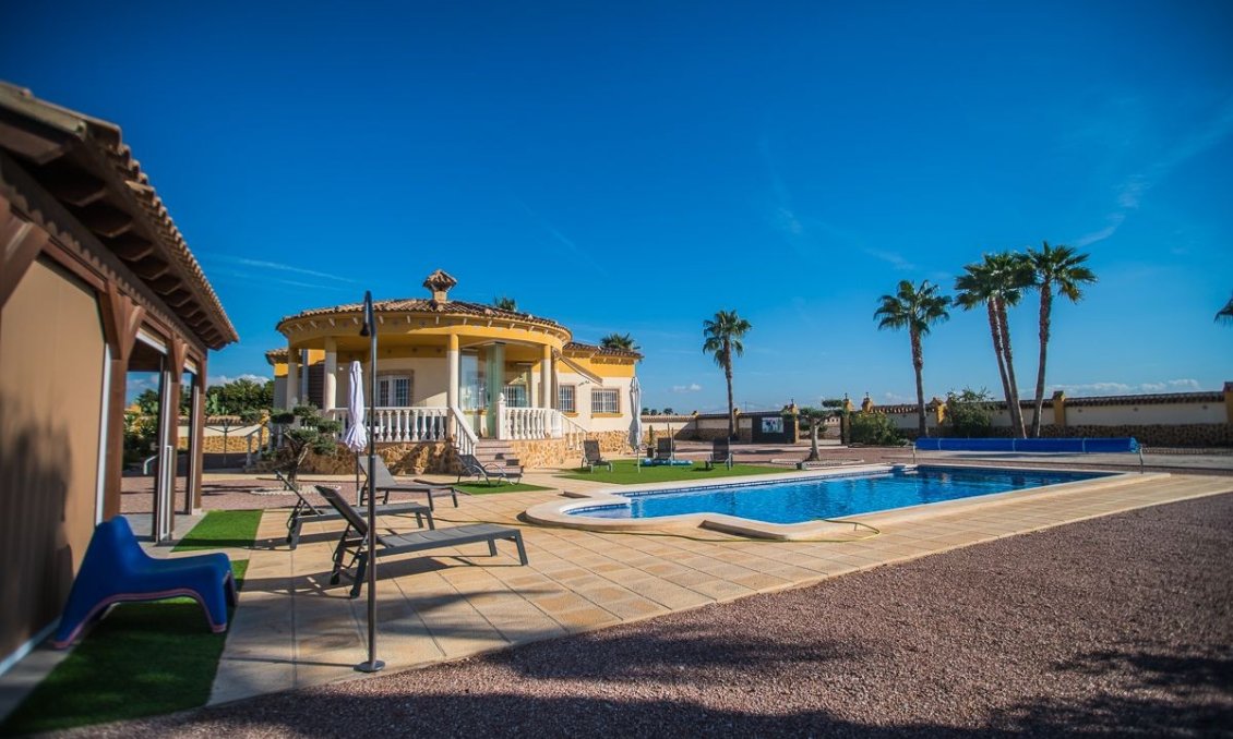 Segunda mano - Villa -
Catral - Costa Blanca