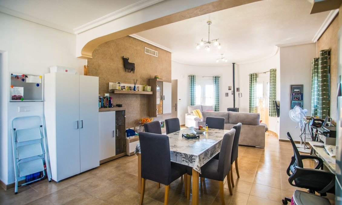 Segunda mano - Villa -
Catral - Costa Blanca