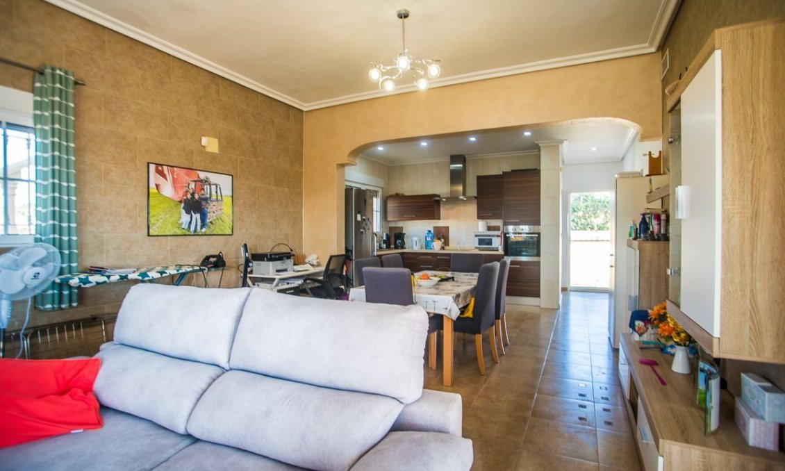 Segunda mano - Villa -
Catral - Costa Blanca