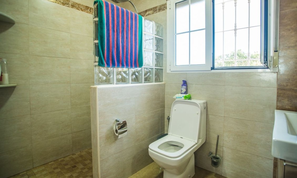 Segunda mano - Villa -
Catral - Costa Blanca