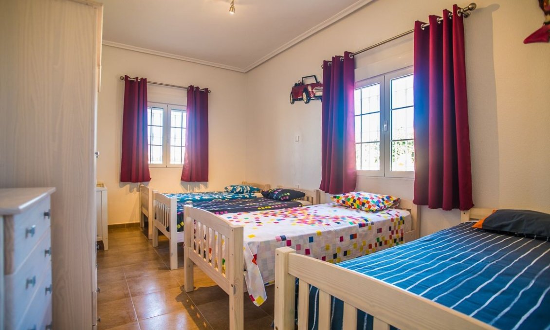 Segunda mano - Villa -
Catral - Costa Blanca
