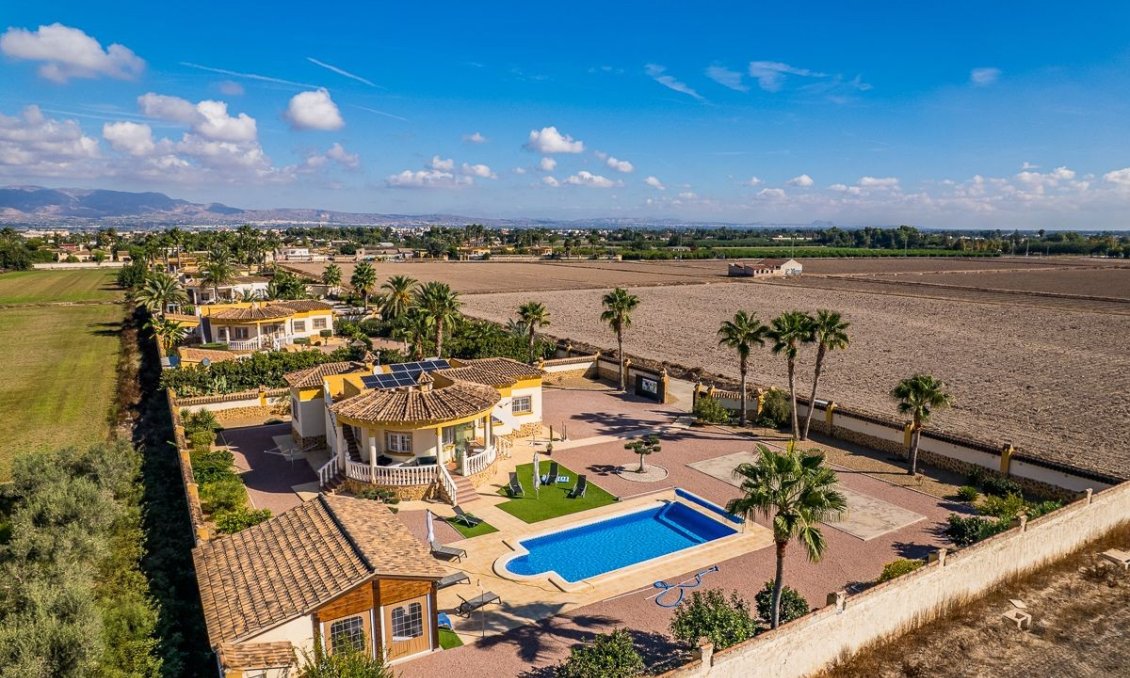 Segunda mano - Villa -
Catral - Costa Blanca