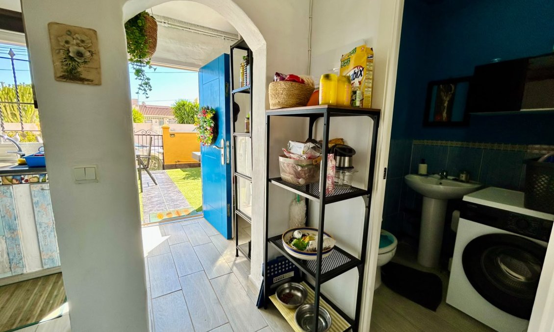 Revânzare - Casă înșiruită -
Torrevieja - Costa Blanca