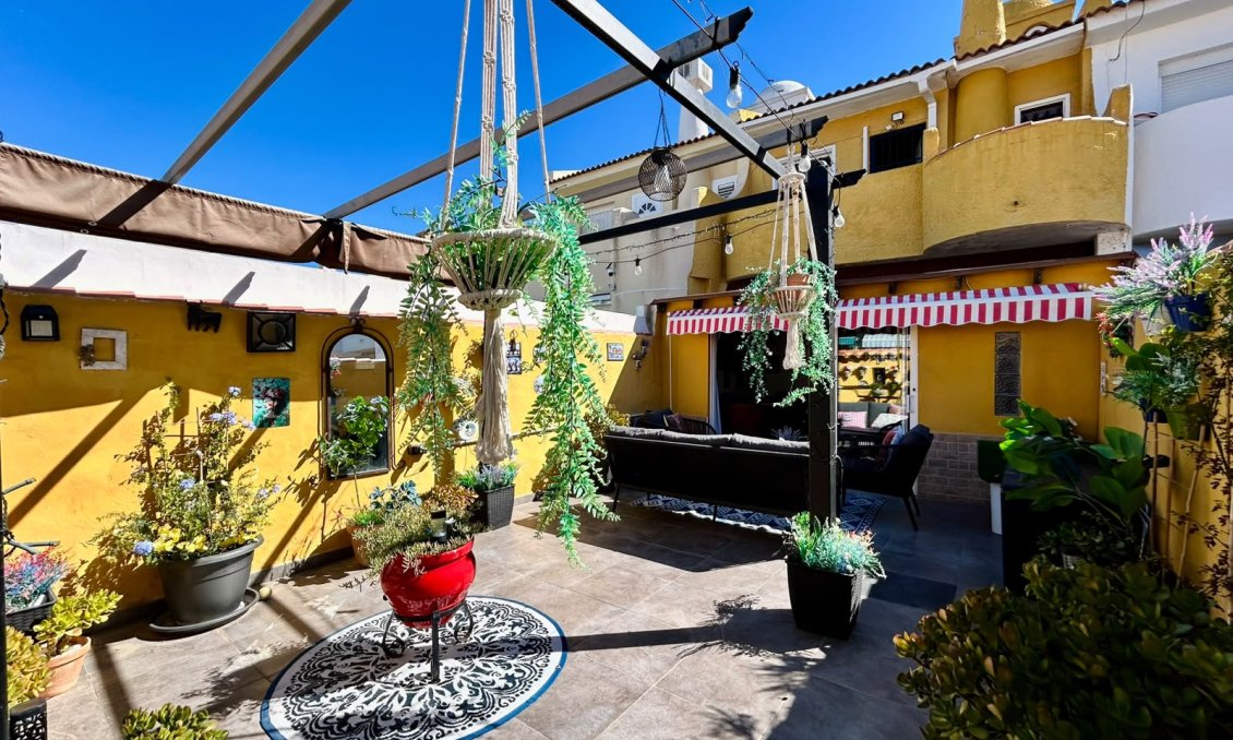 Revânzare - Casă înșiruită -
Torrevieja - Costa Blanca