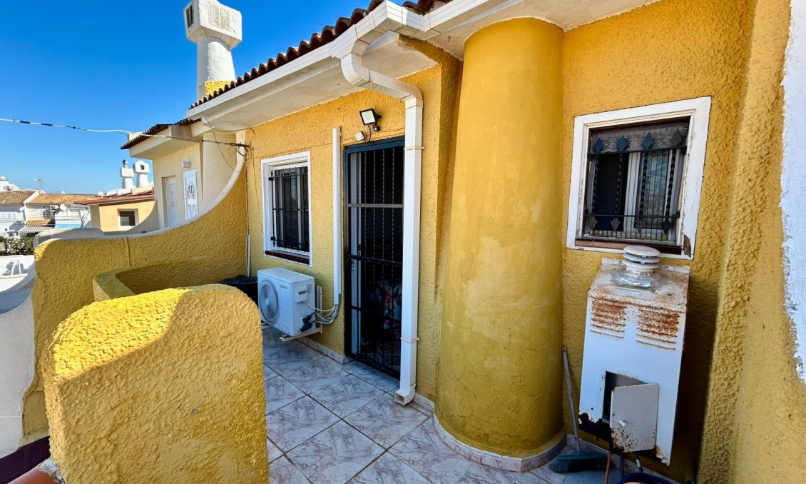 Revânzare - Casă înșiruită -
Torrevieja - Costa Blanca