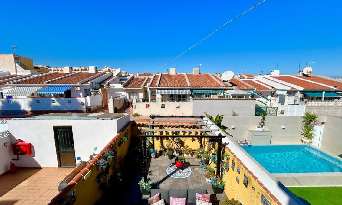 Revânzare - Casă înșiruită -
Torrevieja - Costa Blanca