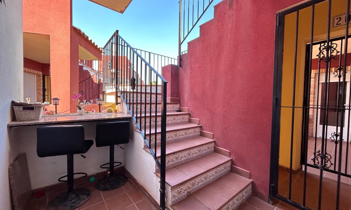 Segunda mano - Apartamento -
Orihuela - Inland