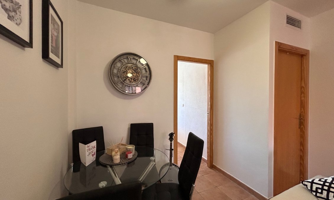 Segunda mano - Apartamento -
Orihuela - Inland