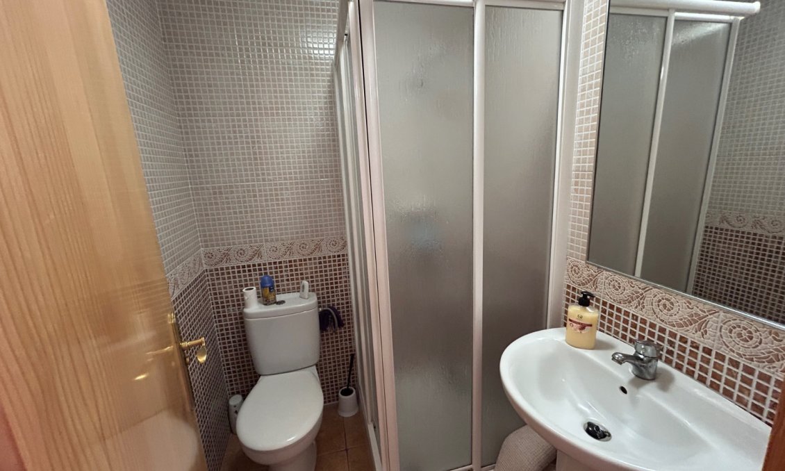 Segunda mano - Apartamento -
Orihuela - Inland
