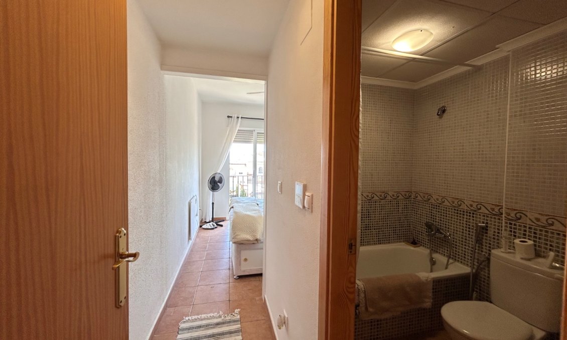 Segunda mano - Apartamento -
Orihuela - Inland
