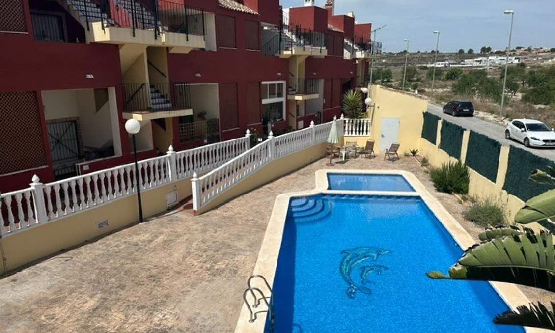 Segunda mano - Apartamento -
Orihuela - Inland