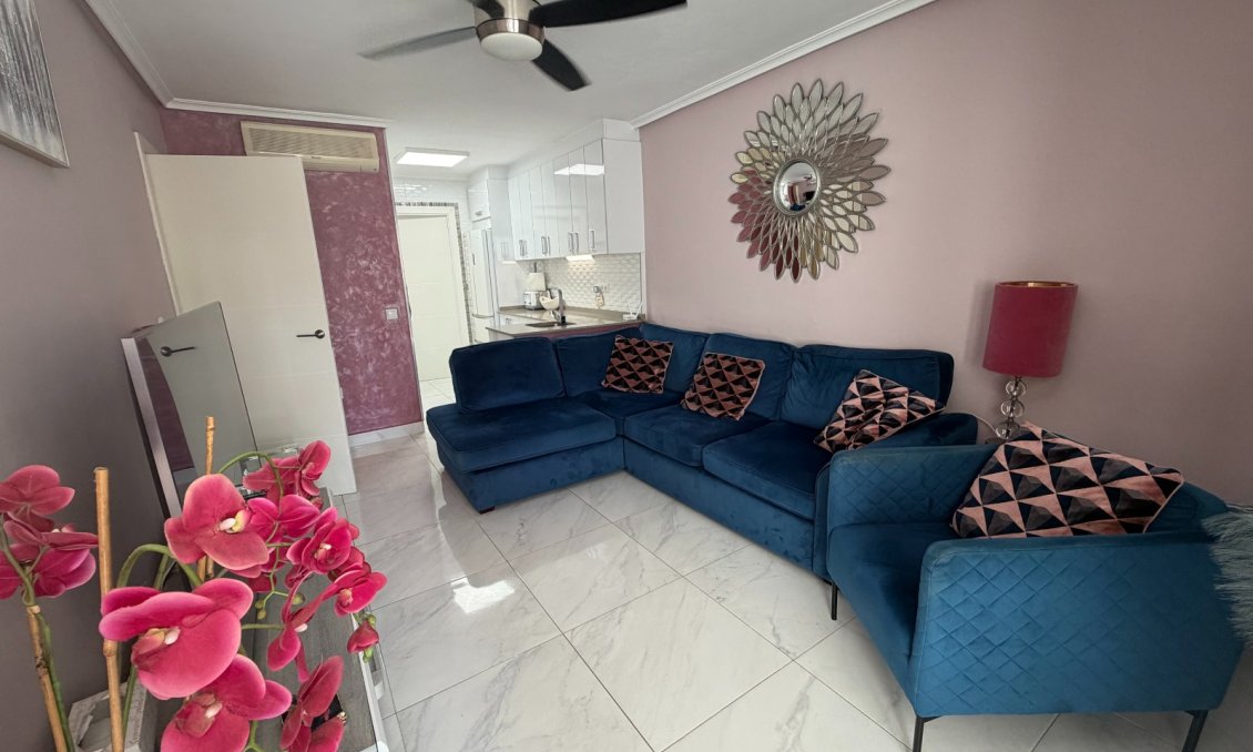 Segunda mano - Apartamento -
Orihuela - Inland