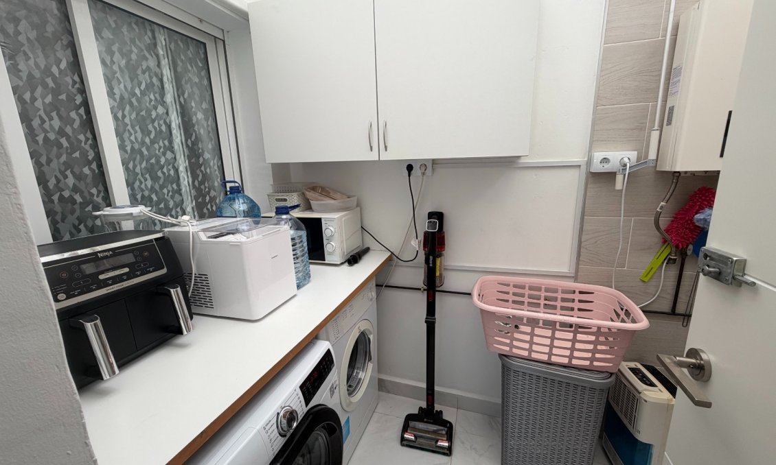 Segunda mano - Apartamento -
Orihuela - Inland