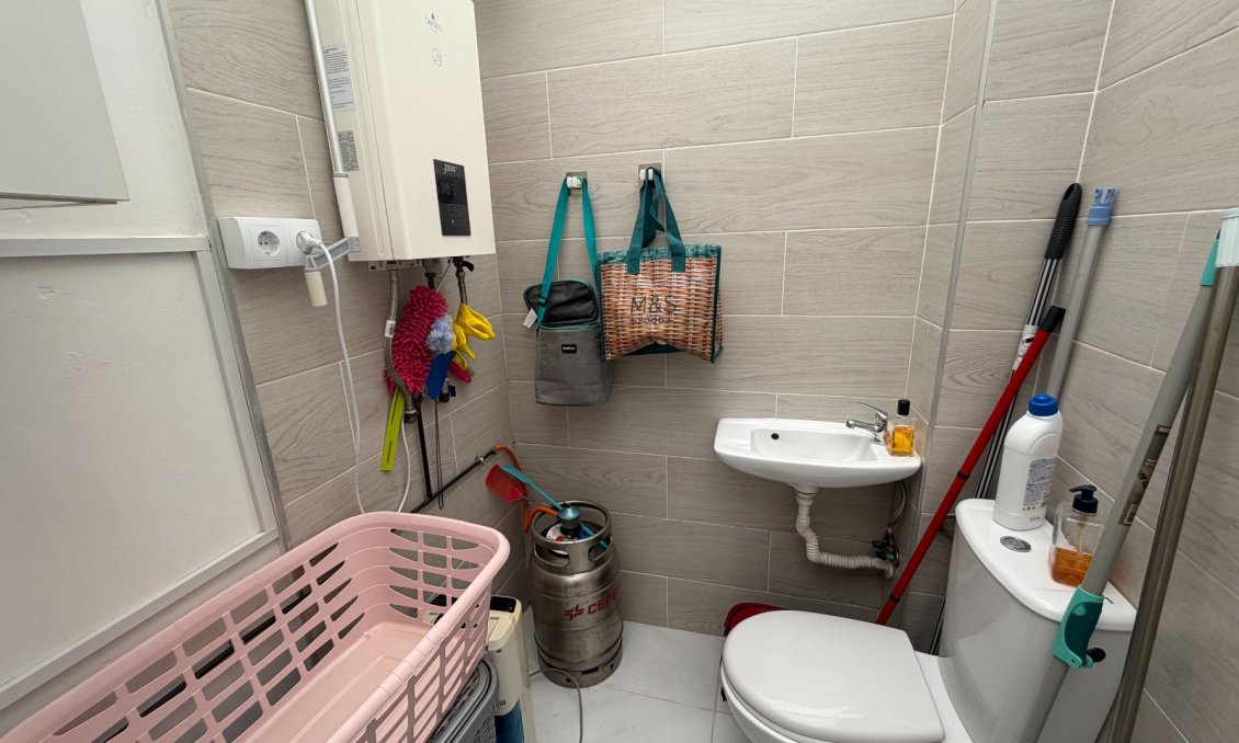 Segunda mano - Apartamento -
Orihuela - Inland