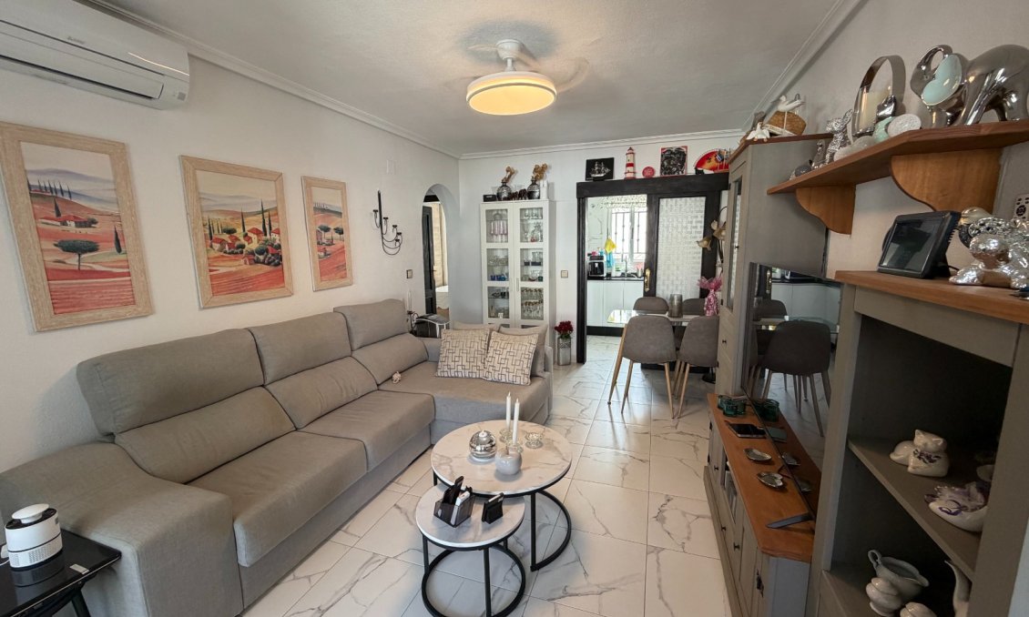 Segunda mano - Apartamento -
Orihuela - Inland
