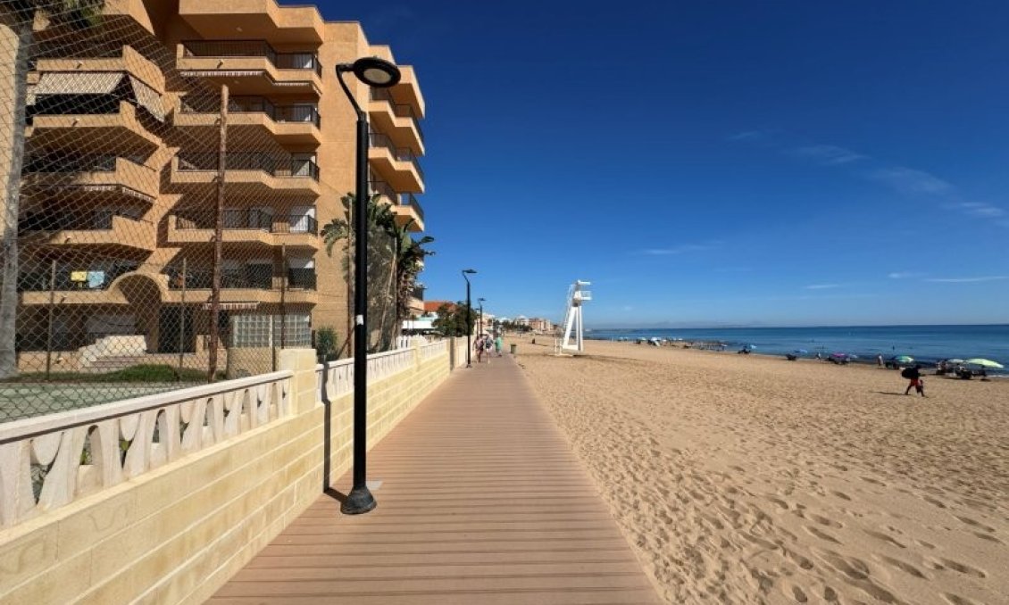 Segunda mano - Apartamento -
La Mata - Costa Blanca