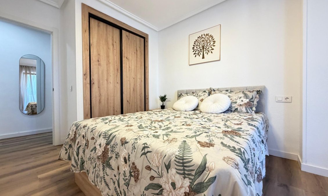 Segunda mano - Apartamento -
Torrevieja - PARQUE DE LAS NACIONES