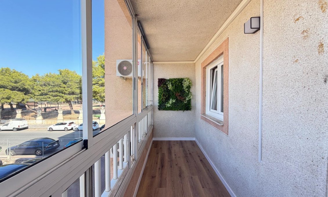 Segunda mano - Apartamento -
Torrevieja - PARQUE DE LAS NACIONES