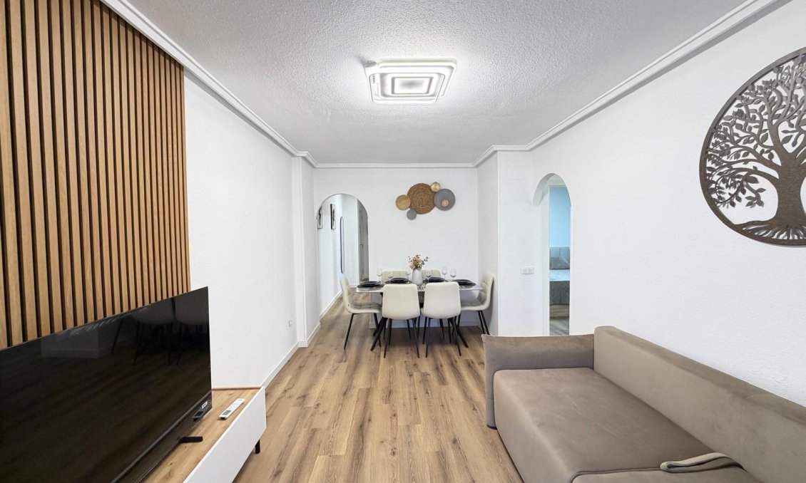Segunda mano - Apartamento -
Torrevieja - PARQUE DE LAS NACIONES