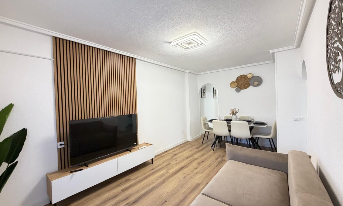 Segunda mano - Apartamento -
Torrevieja - PARQUE DE LAS NACIONES