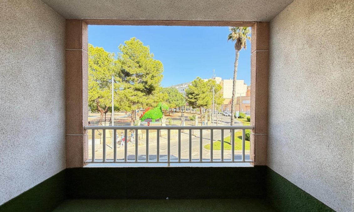 Segunda mano - Apartamento -
Torrevieja - PARQUE DE LAS NACIONES
