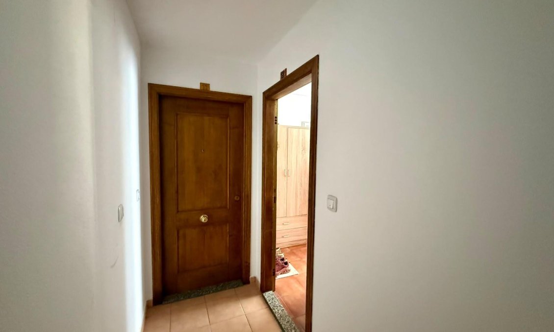 Segunda mano - Apartamento -
Torrevieja - Centro