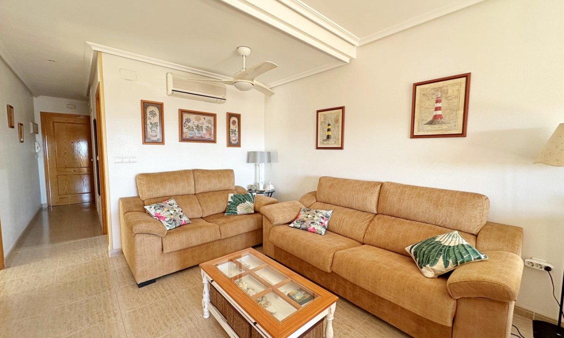 Segunda mano - Apartamento -
Orihuela Costa - Campoamor