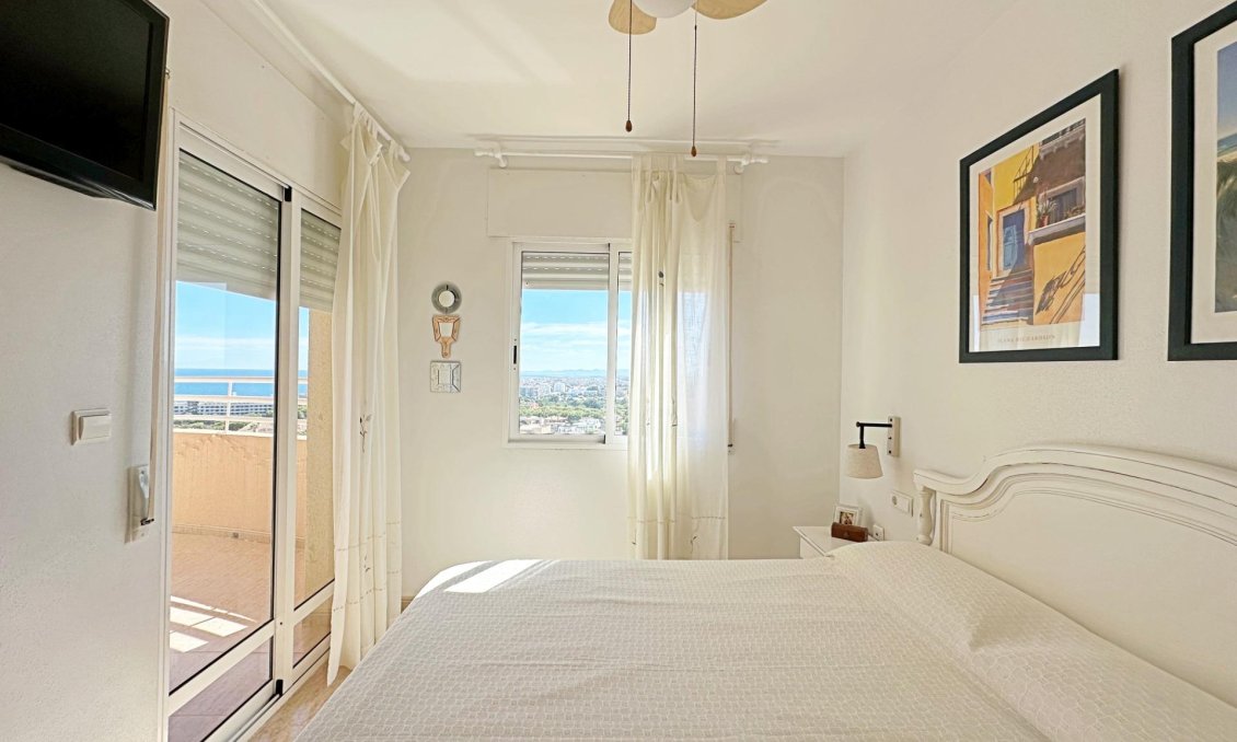 Segunda mano - Apartamento -
Orihuela Costa - Campoamor