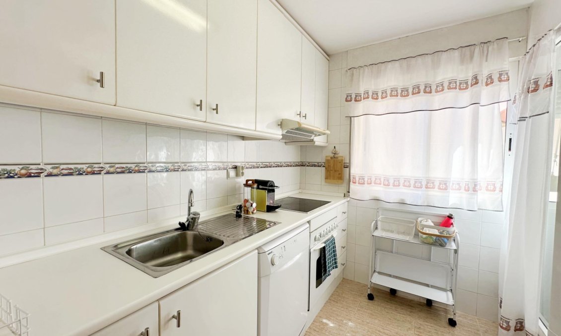 Segunda mano - Apartamento -
Orihuela Costa - Campoamor