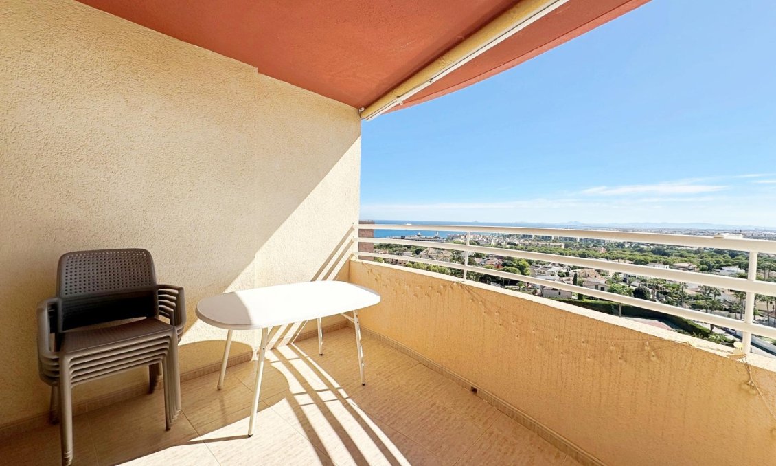 Segunda mano - Apartamento -
Orihuela Costa - Campoamor