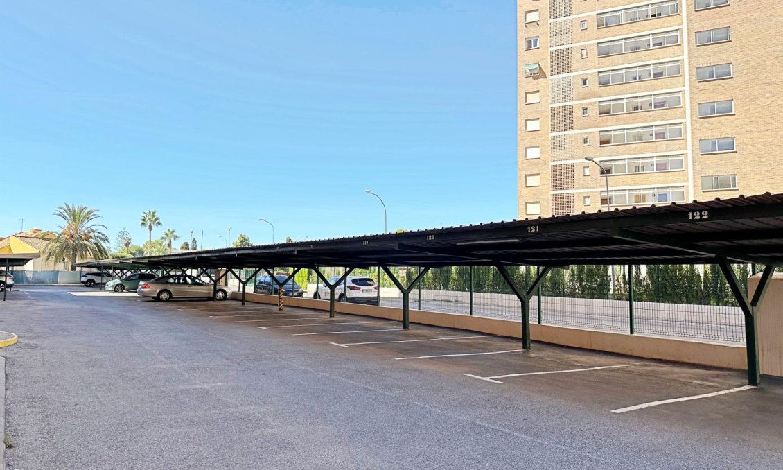 Segunda mano - Apartamento -
Orihuela Costa - Campoamor